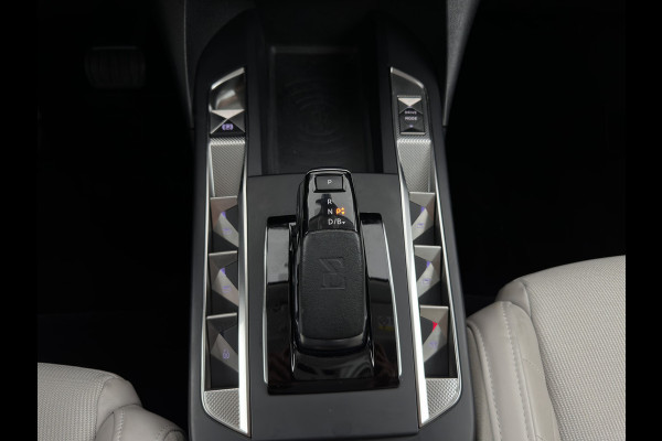 DS DS 3 Crossback E-Tense Performance Line+ 50 kWh Aut. *HEAD-UP | BLINDSPOT | LEATHER | MATRIX-LED | KEYLESS | CAMERA | DIGI-COCKPIT | HEATED-SPORTSEATS | DAB+ | PRIVACY-GLASS | ECC | PDC | CRUISE | 18''ALU*