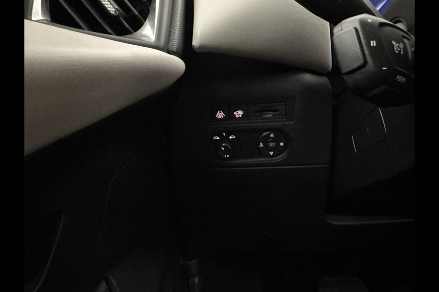 DS DS 3 Crossback E-Tense Performance Line+ 50 kWh Aut. *HEAD-UP | BLINDSPOT | LEATHER | MATRIX-LED | KEYLESS | CAMERA | DIGI-COCKPIT | HEATED-SPORTSEATS | DAB+ | PRIVACY-GLASS | ECC | PDC | CRUISE | 18''ALU*