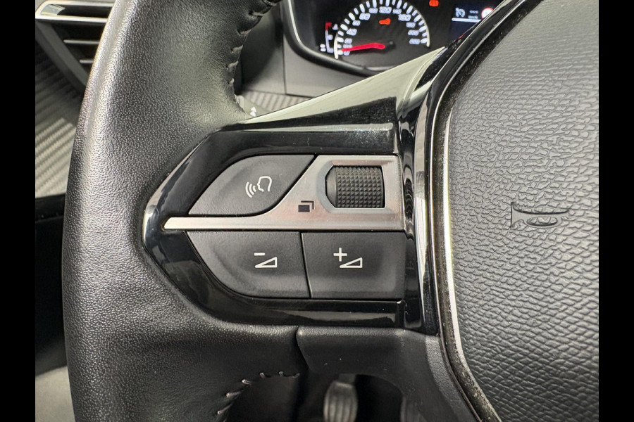 Peugeot 2008 1.2 PureTech Allure | Navigatie | Achteruitrijcamera | Trekhaak |