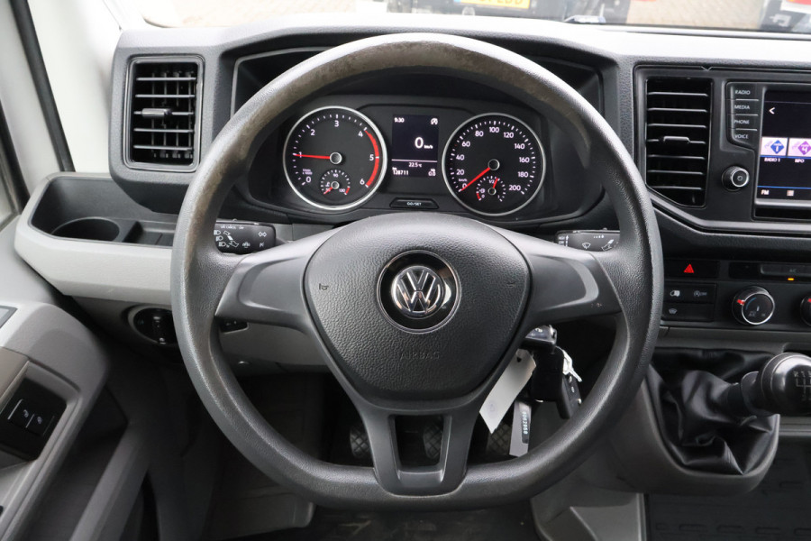 Volkswagen Crafter 2.0 TDI L3 H3 140pk Black Line Airco Navigatie Spoilerpakket