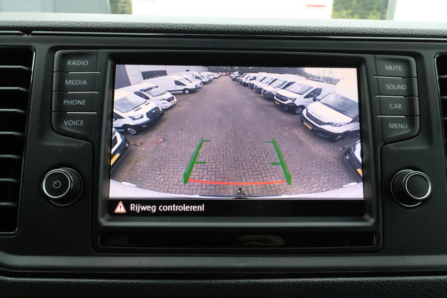 Volkswagen Crafter 2.0 TDI L3 H3 140pk Black Line Airco Navigatie Spoilerpakket