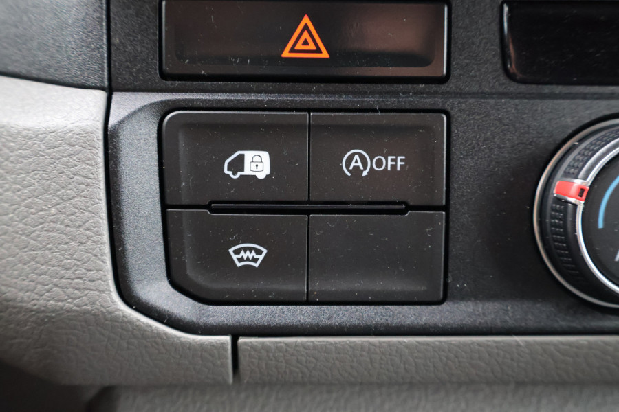 Volkswagen Crafter 2.0 TDI L3 H3 140pk Black Line Airco Navigatie Spoilerpakket