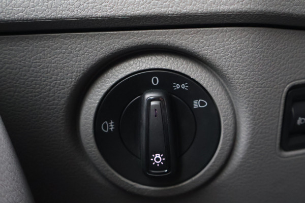 Volkswagen Crafter 2.0 TDI L3 H3 140pk Black Line Airco Navigatie Spoilerpakket