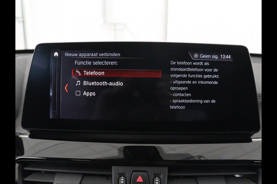 BMW X1 xDrive25e High Executive | SOH 85,2% | Half leder | Adaptive cruise | Stoelverwarming | Climate control | Navigatie | Camera | Park assist | Elektrische achterklep