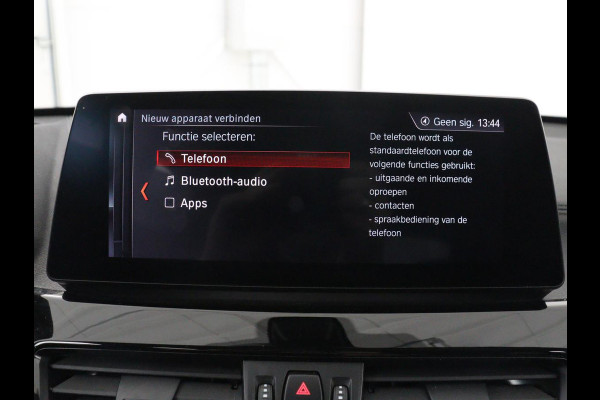 BMW X1 xDrive25e High Executive | SOH 85,2% | Half leder | Adaptive cruise | Stoelverwarming | Climate control | Navigatie | Camera | Park assist | Elektrische achterklep