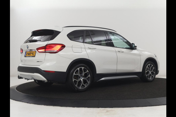 BMW X1 xDrive25e High Executive | SOH 85,2% | Half leder | Adaptive cruise | Stoelverwarming | Climate control | Navigatie | Camera | Park assist | Elektrische achterklep