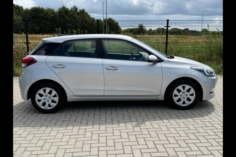 Hyundai i20 1.0 T-GDI Comfort |1ste Eigenaar | PDC | Camera | Navi |