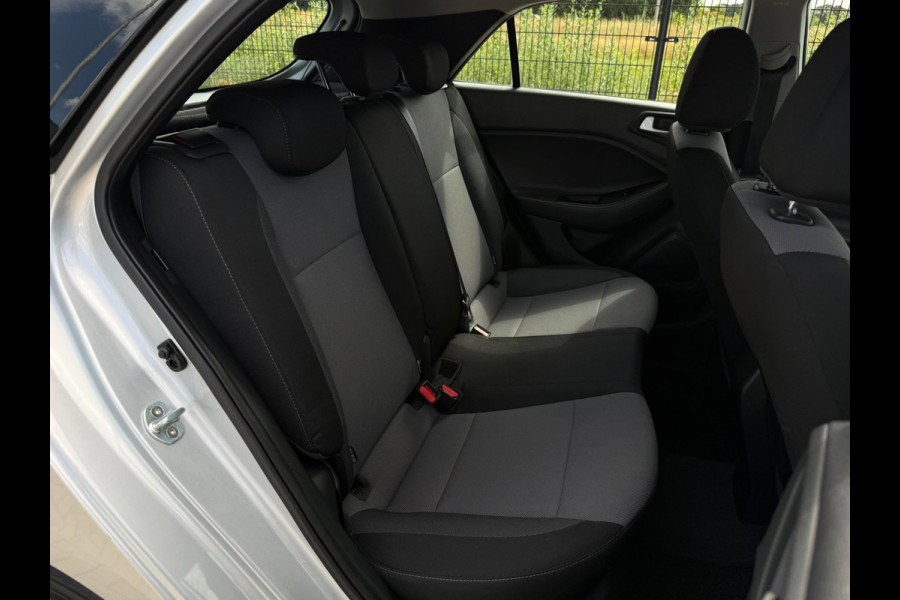 Hyundai i20 1.0 T-GDI Comfort |1ste Eigenaar | PDC | Camera | Navi |