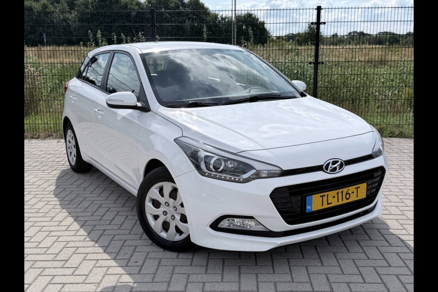 Hyundai i20 1.0 T-GDI Comfort | PDC | Camera | Navi |