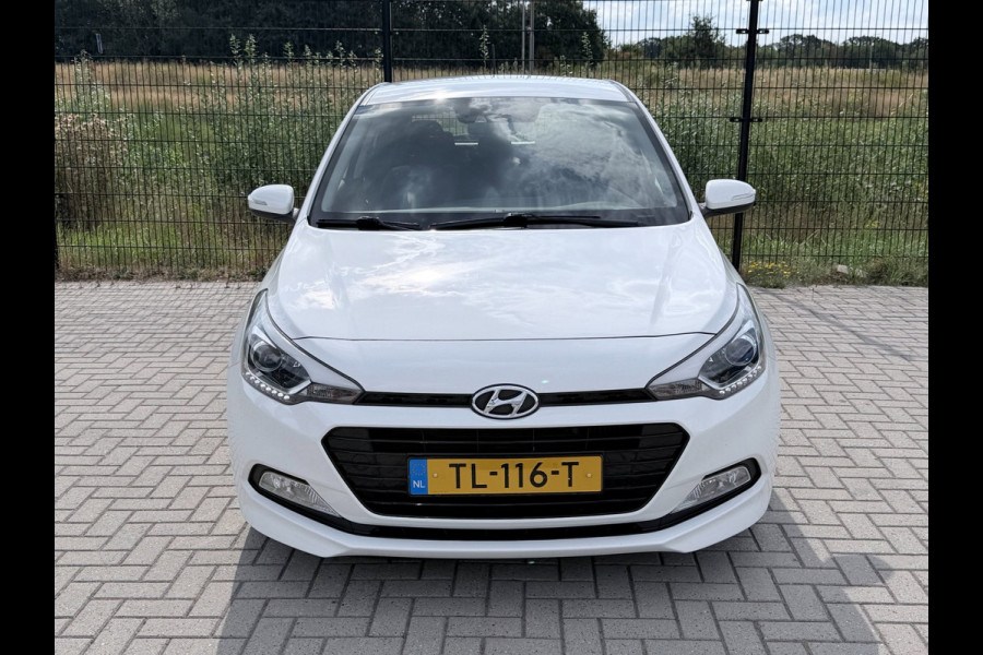 Hyundai i20 1.0 T-GDI Comfort | PDC | Camera | Navi |