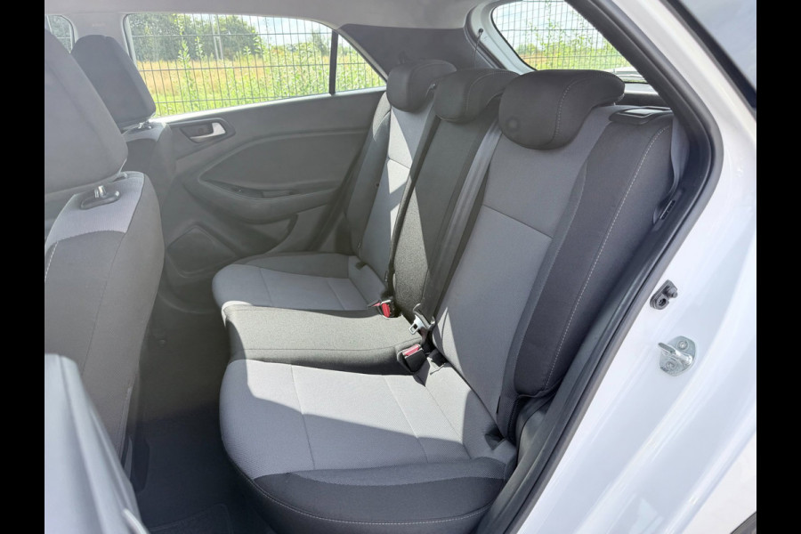 Hyundai i20 1.0 T-GDI Comfort | PDC | Camera | Navi |