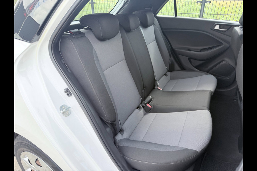 Hyundai i20 1.0 T-GDI Comfort | PDC | Camera | Navi |