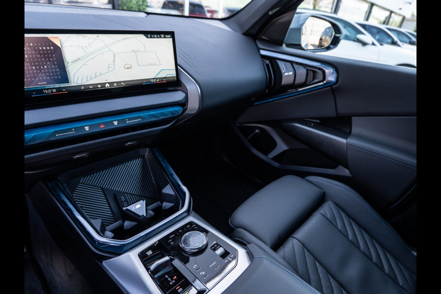 BMW X3 20 xDrive M-Sport | Driving Assistant Pro | Pano | Trekhaak | BTW