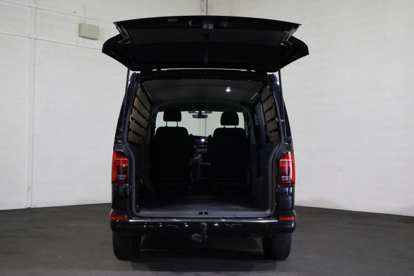 Volkswagen Transporter 2.0 TDI L1 H1 4Motion Automaat Bulli