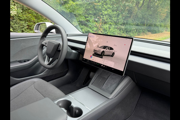Tesla Model 3 RWD 60 kWh | Self Driving + Camera + Stoelvw Nu € 39.975,-!!!