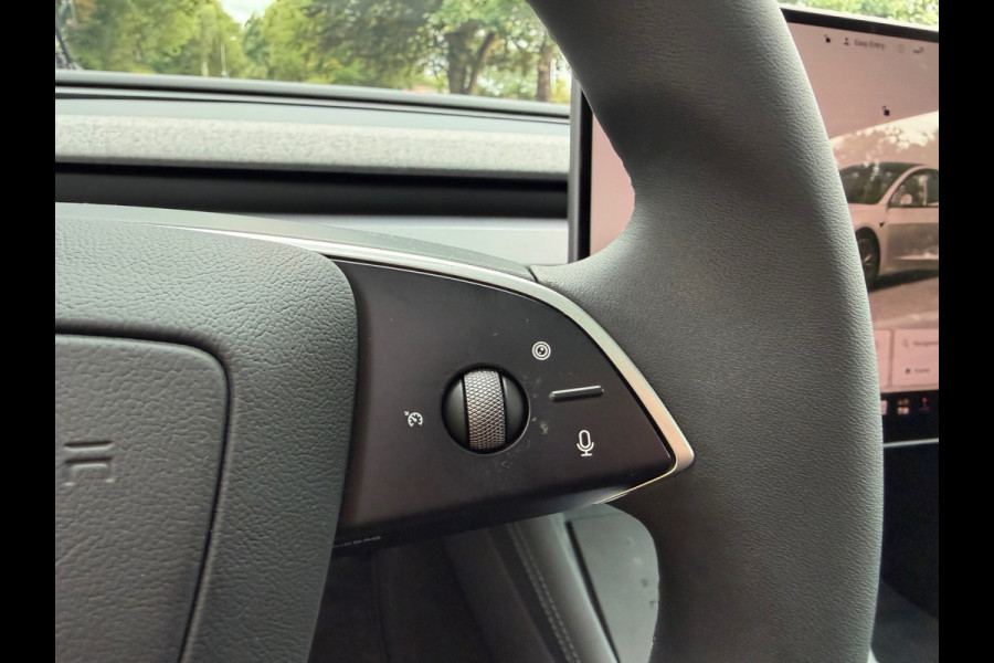 Tesla Model 3 RWD 60 kWh | Self Driving + Camera + Stoelvw Nu € 39.975,-!!!