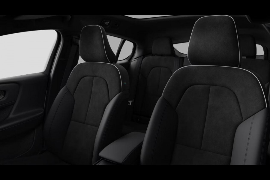 Volvo EC40 Twin Motor Plus Black Edition Europa 82 kWh Lighting Climate Visual Park Assist Dak hoogglans zwart Extra getint glas achter