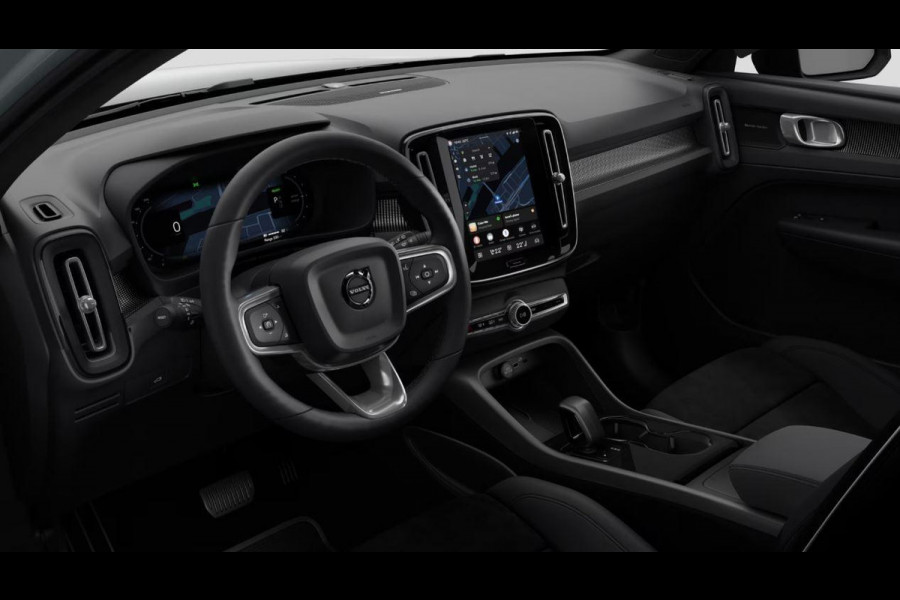 Volvo EC40 Twin Motor Plus Black Edition Europa 82 kWh Lighting Climate Visual Park Assist Dak hoogglans zwart Extra getint glas achter