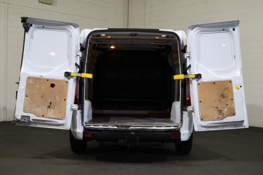Ford Transit Custom 2.0 TDCI 170pk L2 H1 Airco Camera Trekhaak