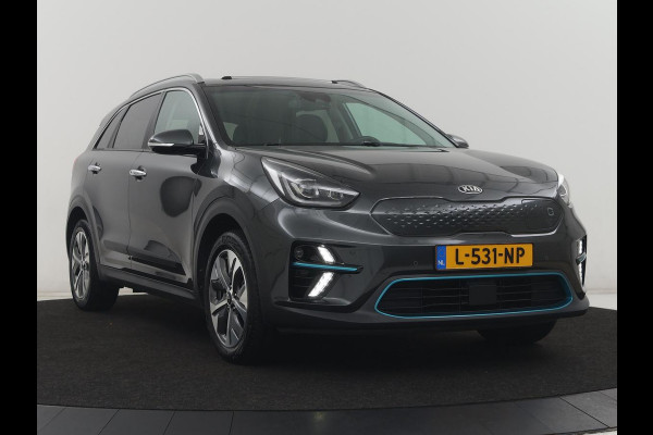 Kia e-Niro DynamicPlusLine 64 kWh Pano| Clima | Half Leder | SOH 94.9% Pano| Clima | Half Leder | SOH 94.9% | Navi | Camera | Stoelverwarming | DAB+ | Carplay