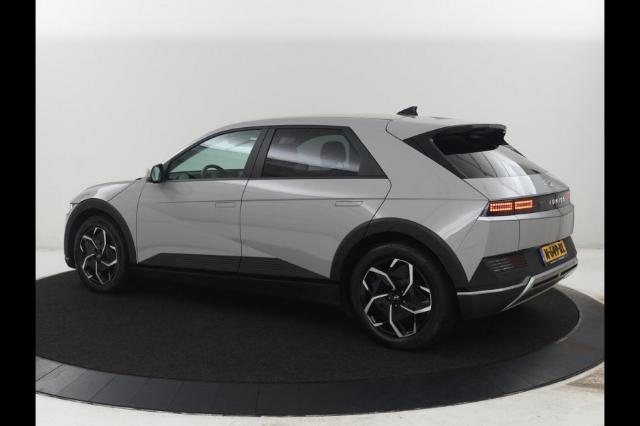 Hyundai IONIQ 5 Connect+ 73kWh | SOH 95.2% | Half Leder | Adaptive cruise | Stuur/stoel verwarming | Navigatie | Climate control | Camera | Carplay | DAB+ | Bose Audio