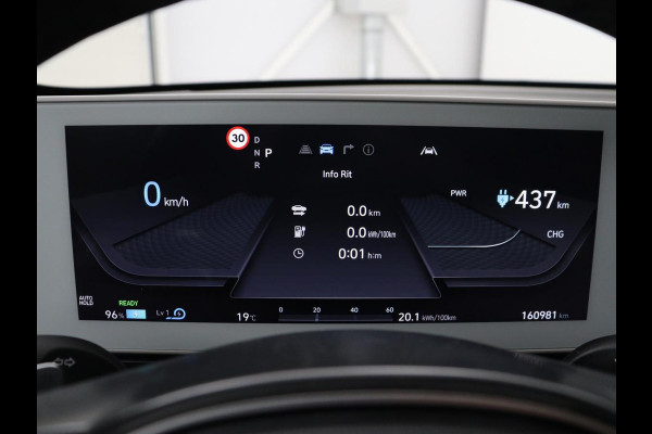 Hyundai IONIQ 5 Connect+ 73kWh | SOH 95.2% | Half Leder | Adaptive cruise | Stuur/stoel verwarming | Navigatie | Climate control | Camera | Carplay | DAB+ | Bose Audio