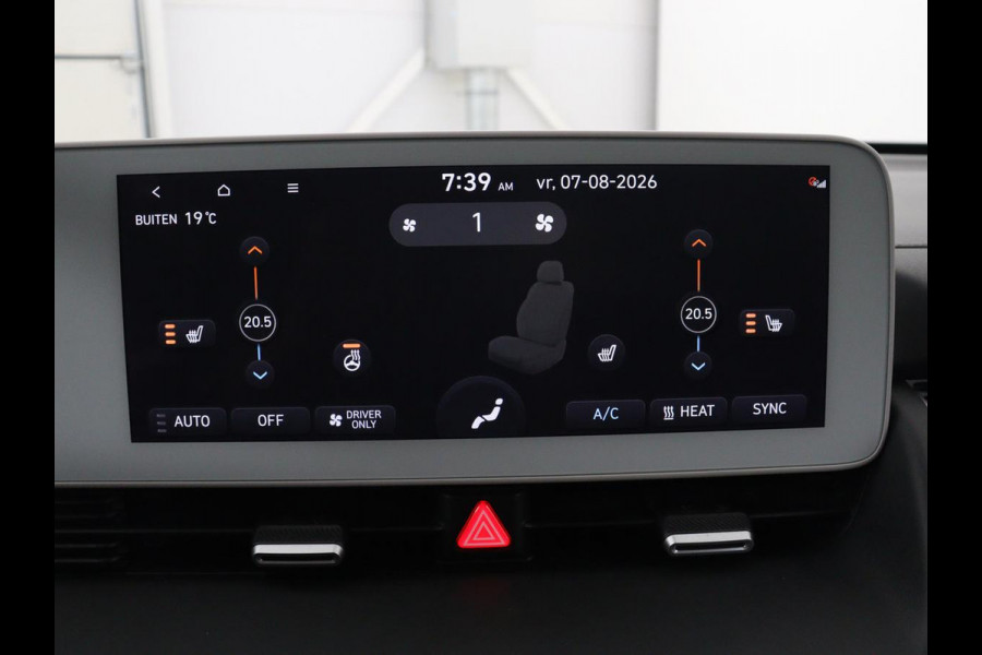 Hyundai IONIQ 5 Connect+ 73kWh | SOH 95.2% | Half Leder | Adaptive cruise | Stuur/stoel verwarming | Navigatie | Climate control | Camera | Carplay | DAB+ | Bose Audio