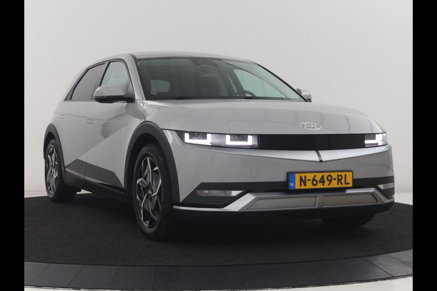 Hyundai IONIQ 5 Connect+ 73kWh | SOH 95.2% | Half Leder | Adaptive cruise | Stuur/stoel verwarming | Navigatie | Climate control | Camera | Carplay | DAB+ | Bose Audio