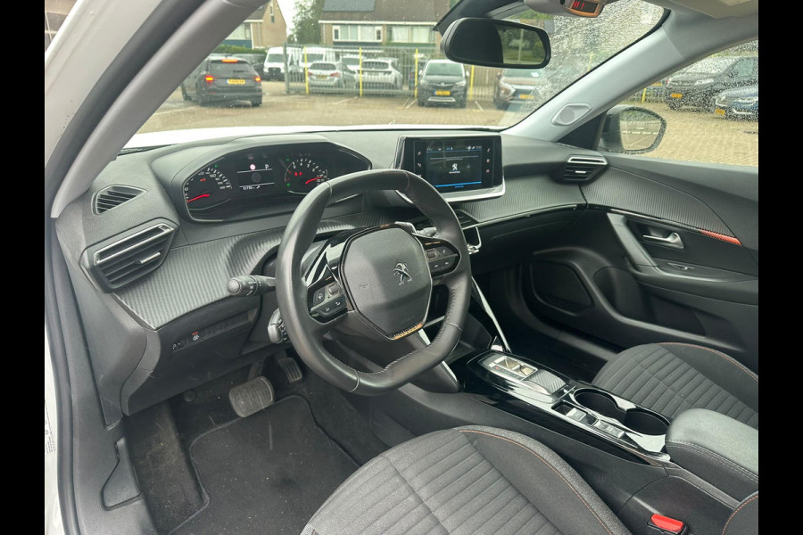 Peugeot 2008 1.2 PureTech Allure 130 PK |  Nieuw binnen, meer foto's volgen!  | Climate Controle | Cruise | LMV