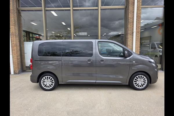 Opel Zafira-e Life L2 Innovation 50 kWh Links & Rechts schuifdeur Privacy glass Climate control Cruise control Navigatie systeem