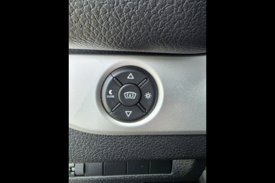 Opel Zafira Life L2 Innovation 50 kWh Links & Rechts schuifdeur Privacy glass Climate control Cruise control Navigatie systeem