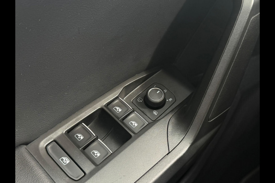 Seat Leon Sportstourer 1.5 TSI e-Hybrid FR PHEV First Edition, matrix led, adaptief cruise, camera, 1 e eigenaar, NL auto met nap