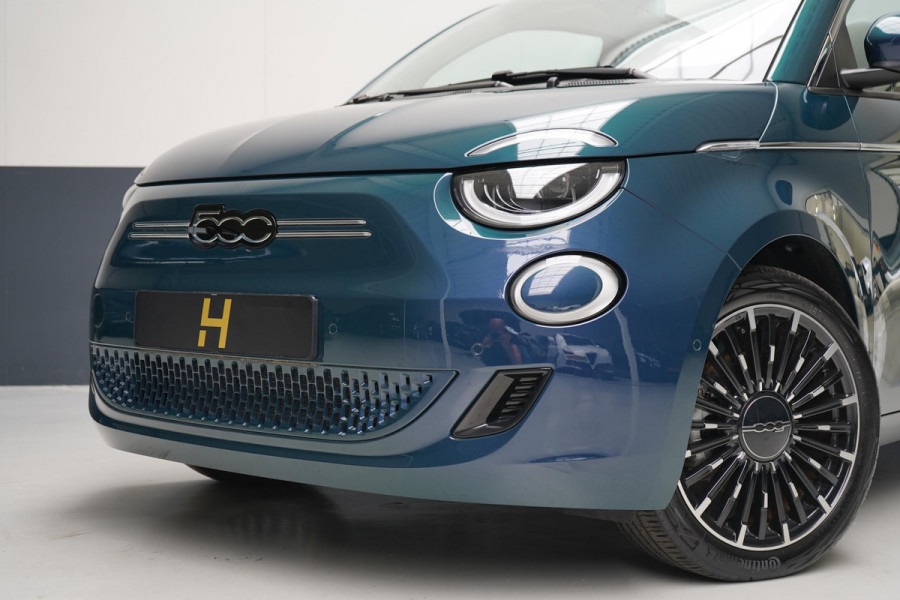 Fiat 500C La Prima 42 kWh | SoH 96,8% | Leder | Lm velgen | Navigatie | Carplay | Stoelverwarming