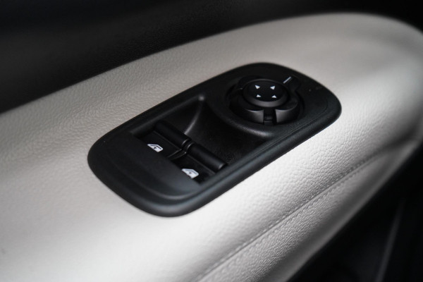 Fiat 500C La Prima 42 kWh | SoH 96,8% | Leder | Lm velgen | Navigatie | Carplay | Stoelverwarming