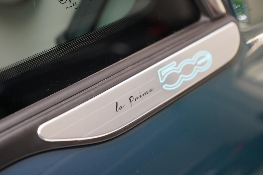 Fiat 500C La Prima 42 kWh | SoH 96,8% | Leder | Lm velgen | Navigatie | Carplay | Stoelverwarming