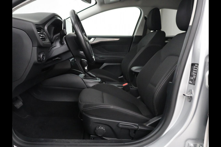 Ford Focus Wagon 1.0 EcoBoost Hybrid Titanium | Cruise control | Lane assist | Navigatie | Carplay | Park assist | Climate control