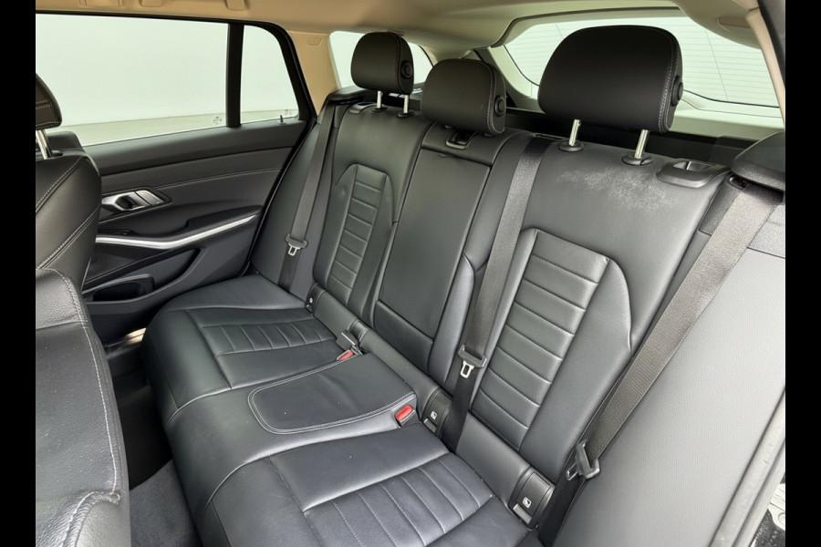 BMW 3 Serie Touring 320e Business Edition Plus,lederen sportinterieur, stoelverw ,1 e eigenaar, dealer onderhouden,NL auto met nap