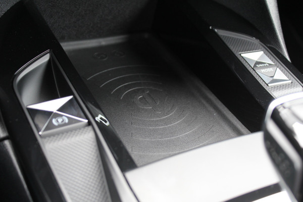 DS DS 3 Crossback E-Tense Performance Line 50 kWh 93% SOH | Blis | Camera | Stoelverwarming | Navigatie
