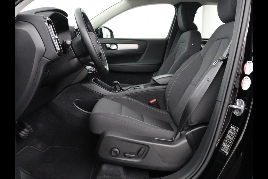 Volvo XC40 1.5 T5 Recharge Momentum Aut. Navi | Virtual display | SOH 89.7% |  Cruise Control | Stoelverwarming | Camera | Trekhaak | Stuurverwarming | DAB+ | Carplay