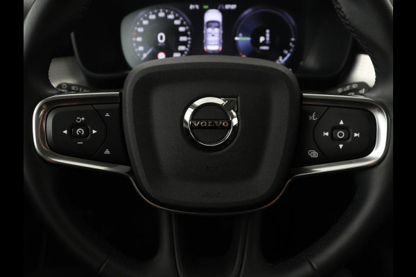 Volvo XC40 1.5 T5 Recharge Momentum Aut. Navi | Virtual display | SOH 89.7% |  Cruise Control | Stoelverwarming | Camera | Trekhaak | Stuurverwarming | DAB+ | Carplay