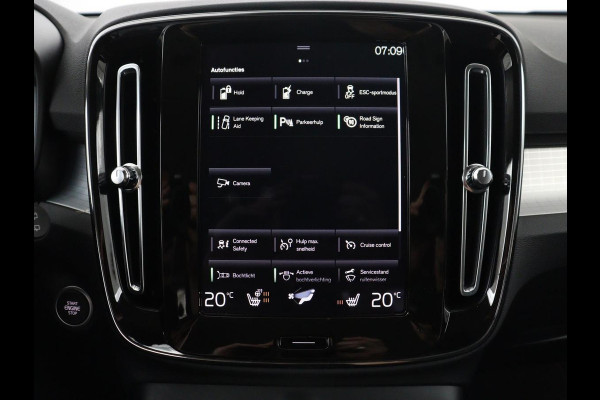 Volvo XC40 1.5 T5 Recharge Momentum Aut. Navi | Virtual display | SOH 89.7% |  Cruise Control | Stoelverwarming | Camera | Trekhaak | Stuurverwarming | DAB+ | Carplay