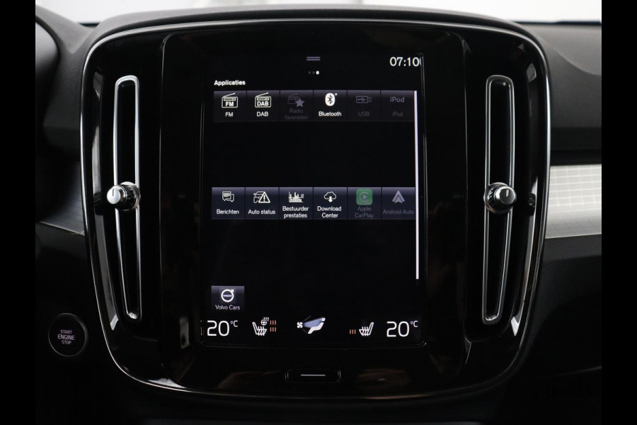 Volvo XC40 1.5 T5 Recharge Momentum Aut. Navi | Virtual display | SOH 89.7% |  Cruise Control | Stoelverwarming | Camera | Trekhaak | Stuurverwarming | DAB+ | Carplay