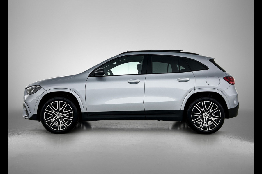Mercedes-Benz GLA 250 e 140 Year Edition | Plus pakket | Parkeerpakket | Panoramaschuifdak  | 20” tien-dubbelspaaks AMG velgen | 	Warmtewerend, donkergetint glas |