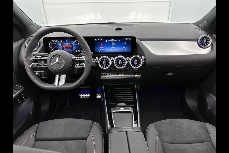 Mercedes-Benz GLA 250 e 140 Year Edition | Plus pakket | Parkeerpakket | Panoramaschuifdak  | 20” tien-dubbelspaaks AMG velgen | 	Warmtewerend, donkergetint glas |