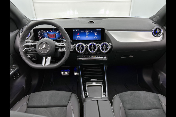 Mercedes-Benz GLA 250 e 140 Year Edition | Plus pakket | Parkeerpakket | Panoramaschuifdak  | 20” tien-dubbelspaaks AMG velgen | 	Warmtewerend, donkergetint glas |