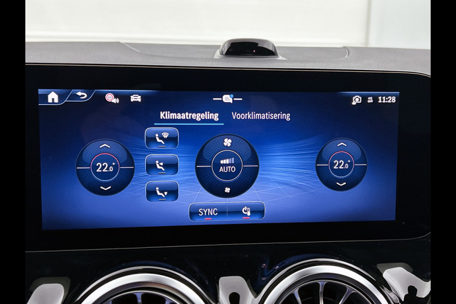 Mercedes-Benz GLA 250 e 140 Year Edition | Plus pakket | Parkeerpakket | Panoramaschuifdak  | 20” tien-dubbelspaaks AMG velgen | 	Warmtewerend, donkergetint glas |