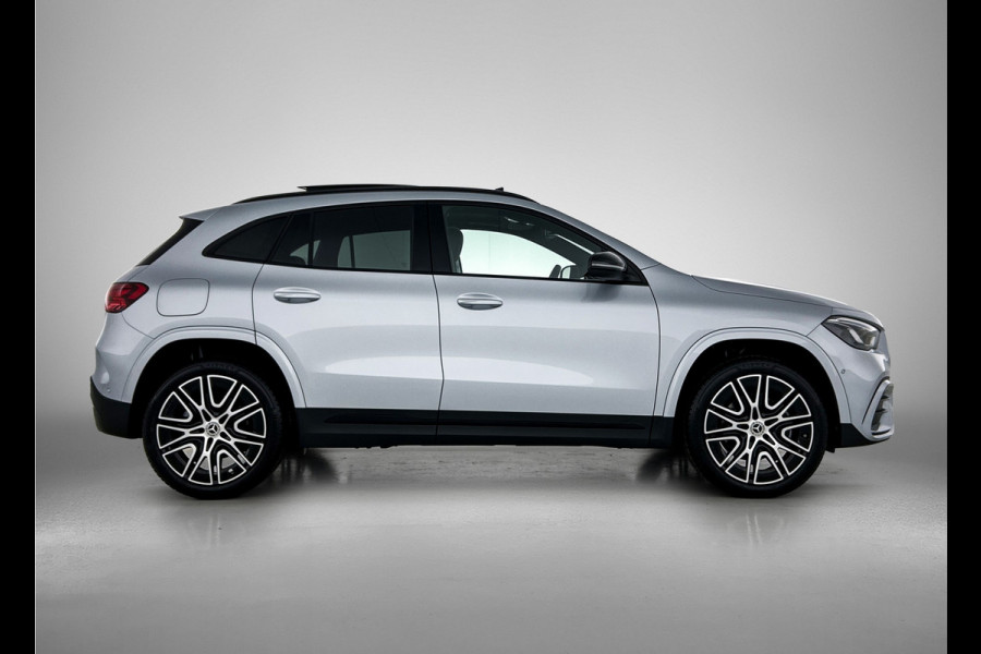 Mercedes-Benz GLA 250 e 140 Year Edition | Plus pakket | Parkeerpakket | Panoramaschuifdak  | 20” tien-dubbelspaaks AMG velgen | 	Warmtewerend, donkergetint glas |