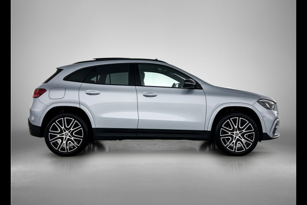 Mercedes-Benz GLA 250 e 140 Year Edition | Plus pakket | Parkeerpakket | Panoramaschuifdak  | 20” tien-dubbelspaaks AMG velgen | 	Warmtewerend, donkergetint glas |