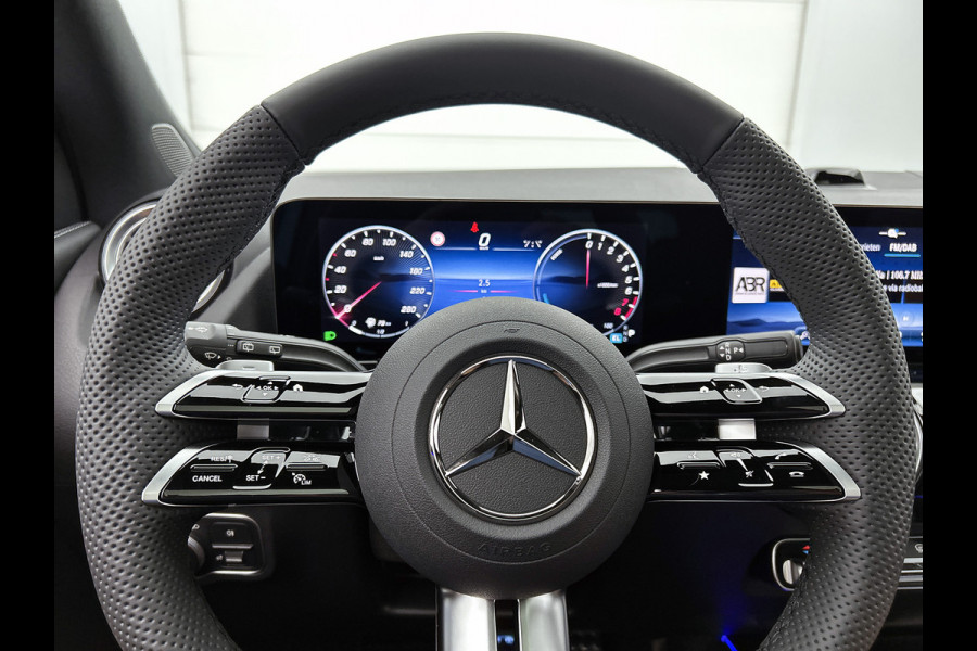 Mercedes-Benz GLA 250 e 140 Year Edition | Plus pakket | Parkeerpakket | Panoramaschuifdak  | 20” tien-dubbelspaaks AMG velgen | 	Warmtewerend, donkergetint glas |