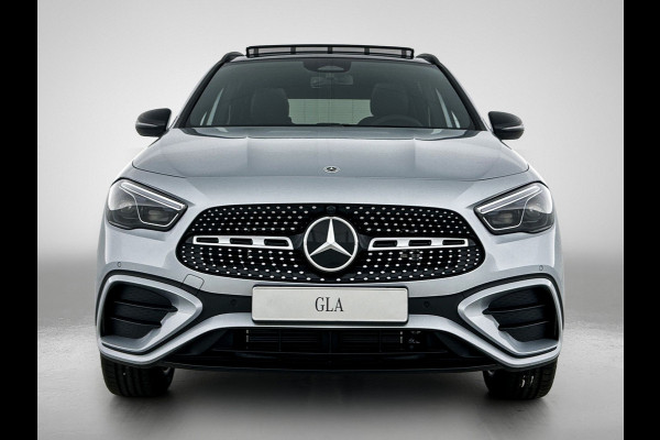 Mercedes-Benz GLA 250 e 140 Year Edition | Plus pakket | Parkeerpakket | Panoramaschuifdak  | 20” tien-dubbelspaaks AMG velgen | 	Warmtewerend, donkergetint glas |